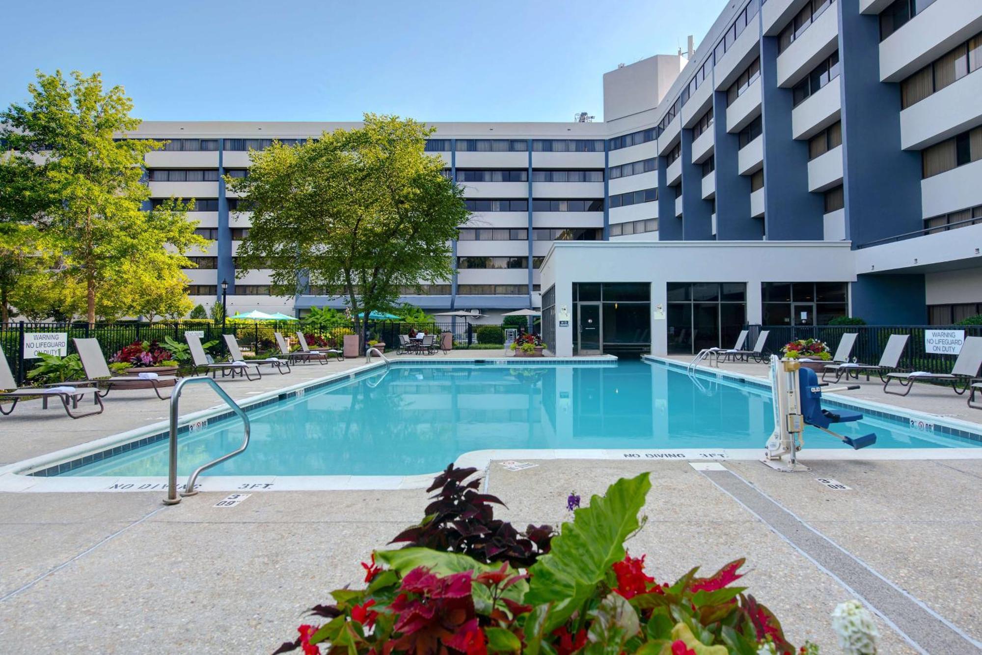 Doubletree Suites By Hilton Raleigh-Durham Esterno foto