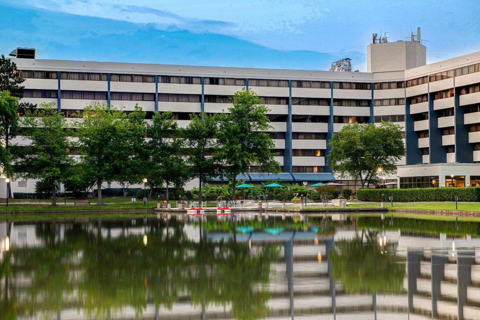 Doubletree Suites By Hilton Raleigh-Durham Esterno foto