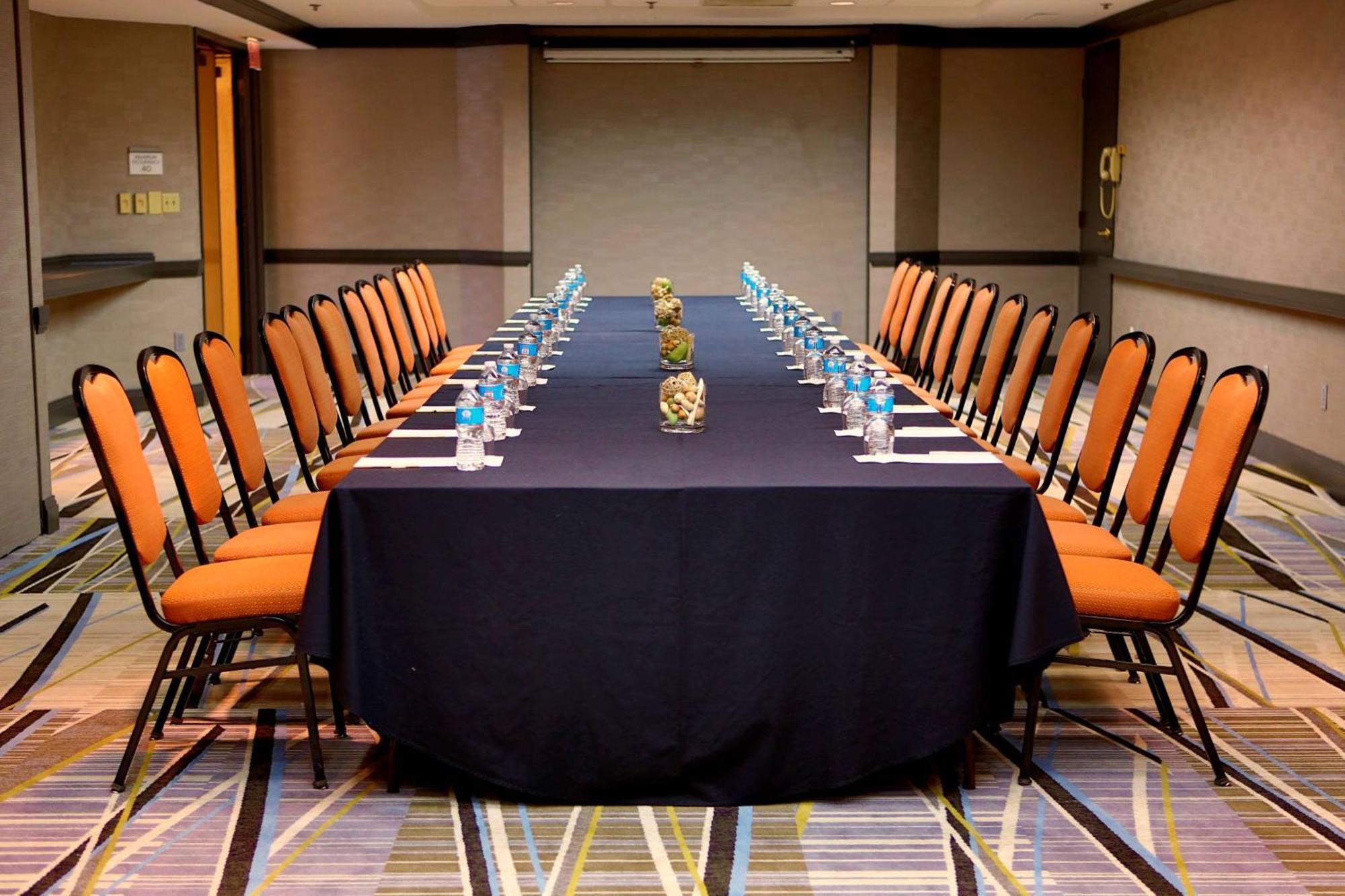 Doubletree Suites By Hilton Raleigh-Durham Esterno foto