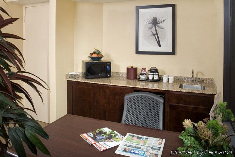 Doubletree Suites By Hilton Raleigh-Durham Ristorante foto